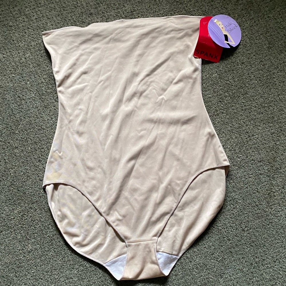 Spanx Hi-rise panty XL Nude - new with tags